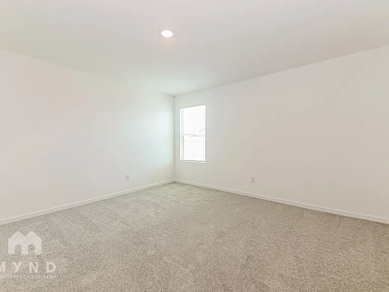 1238 Basswood Dr — Photo 15
