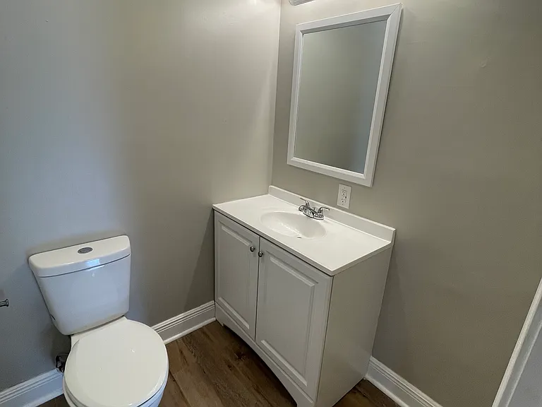 Upstairs Master Suite Bathroom