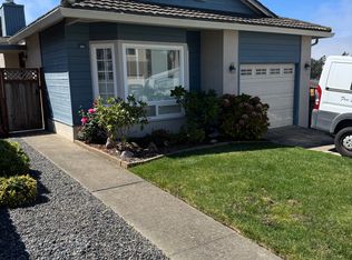 388 Lynbrook Dr, Pacifica, CA 94044