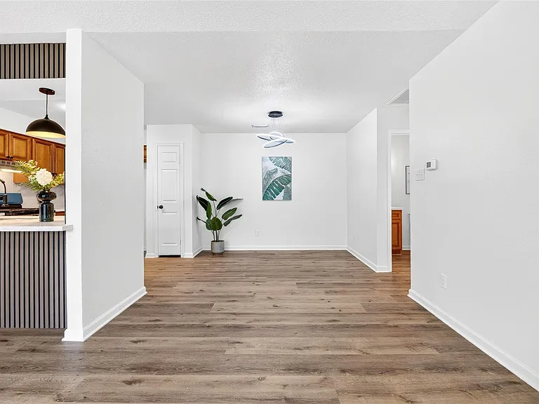 8618 Van Hut Ln — Photo 17