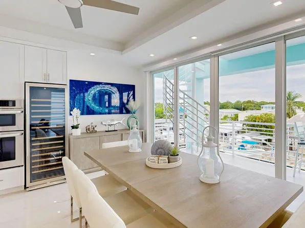 29 Pigeon Dr, Key Largo, FL 33037