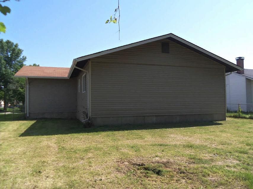 1st image of 1116 Borden Dr