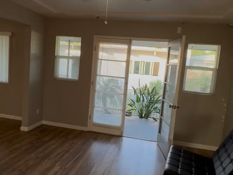 Sea Breeze Dr — Photo 5