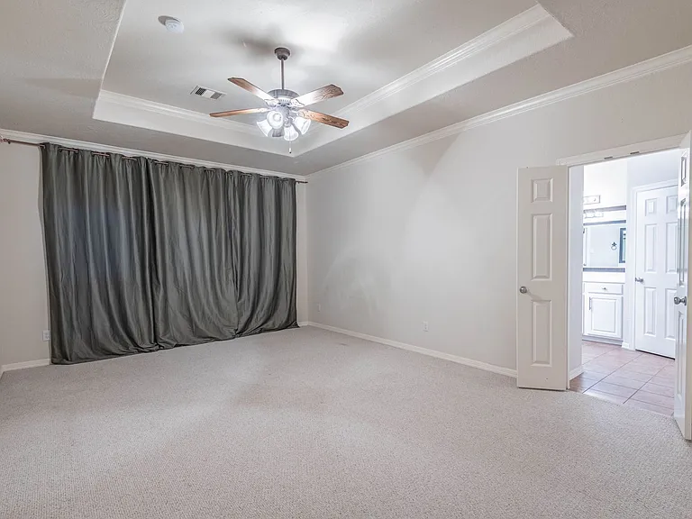 10623 Wallingford Pl — Photo 8