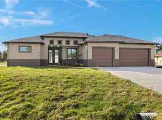 8781 Yukon Ct, Saint James City, FL 33956