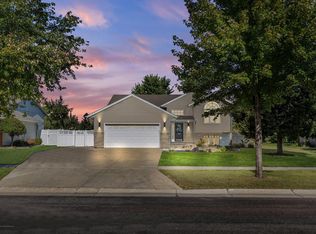 2609 38th Ave S, Fargo, ND 58104