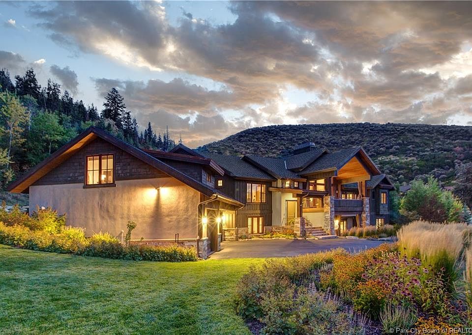 1st image of 5440 Cove Hollow Ln
