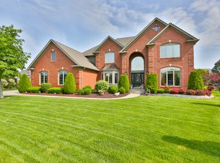 2041 Maplewood Cir, Highland, IN 46322