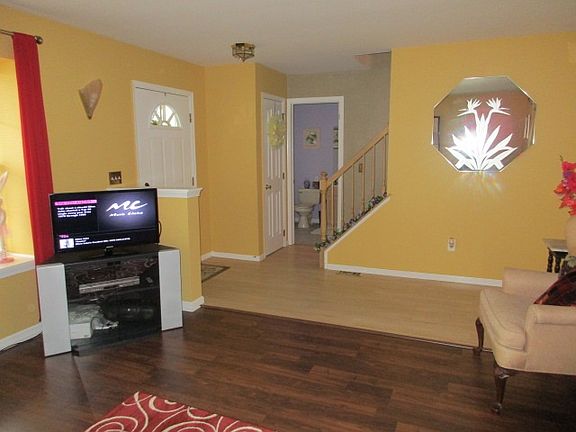 4th image of 1103 Del Mar Ct