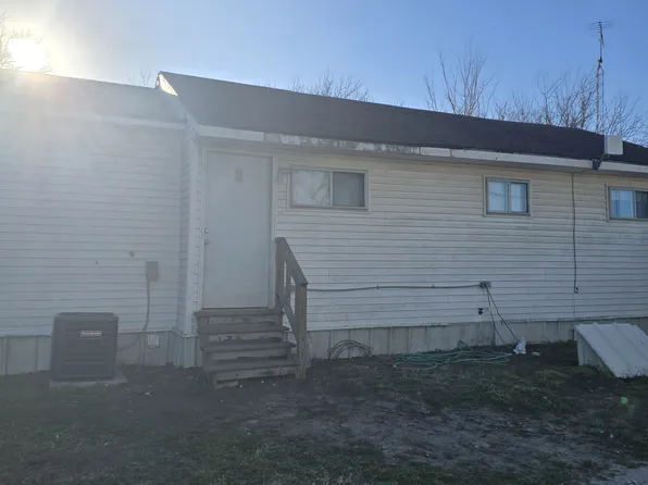 812 E Navarro Ave #C, Mart, TX 76664