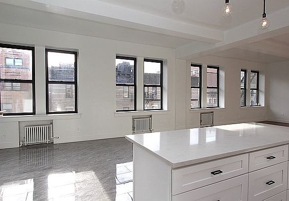 5th image of 72 2nd Ave #5