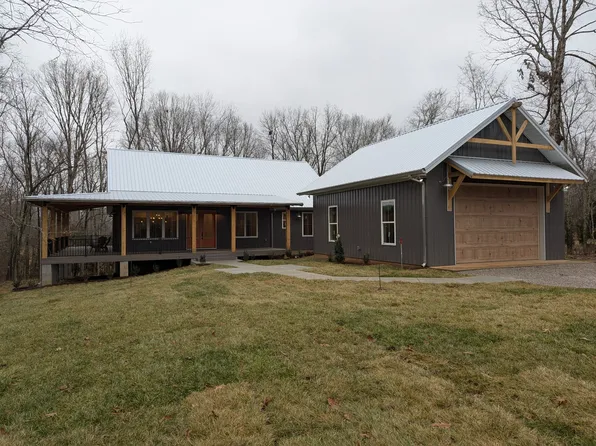 722 Coaling Rd, Charlotte, TN 37036