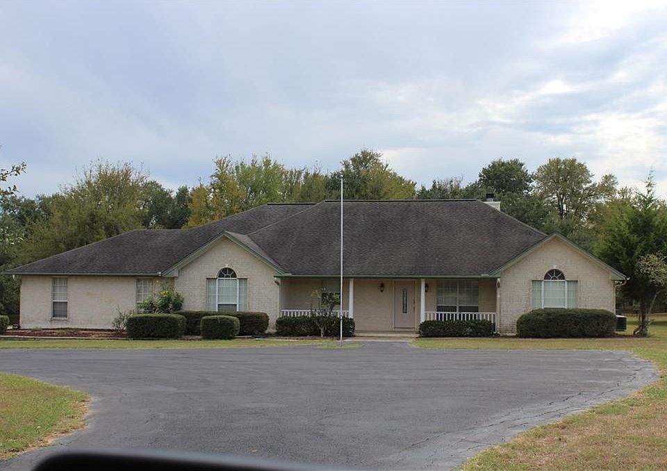 1st image of 2015 W Guenther Ln