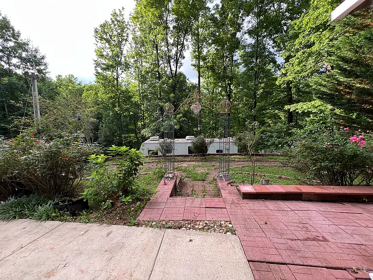 6570 Old Still Trl — Photo 11