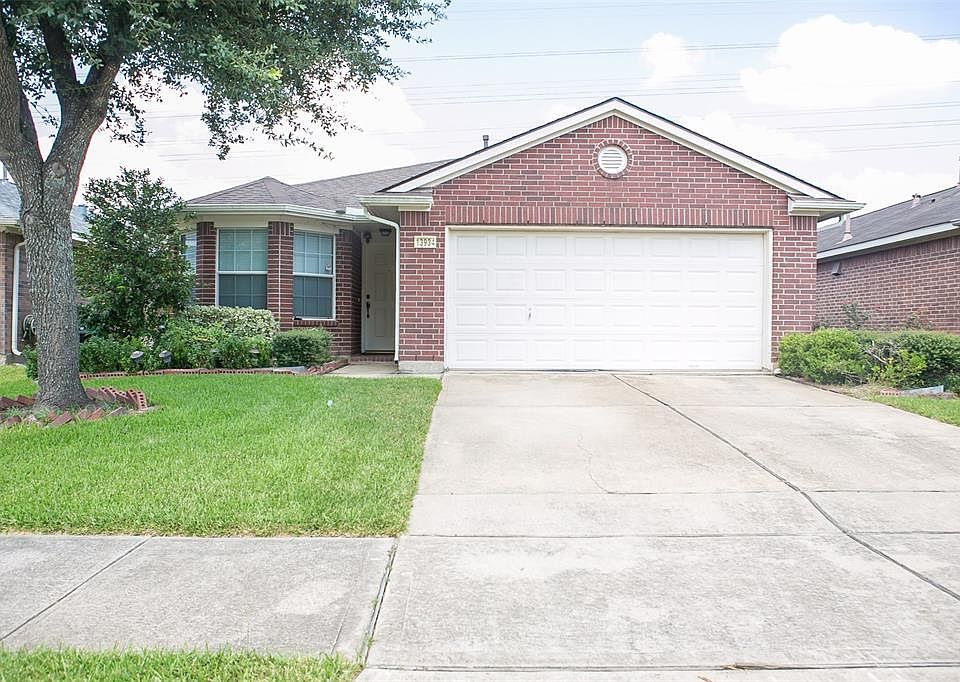 1st image of 13934 Bonnetbriar Ln