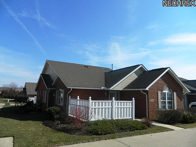 1st image of 903 Briarcrest Ln