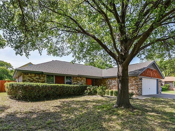 4th image of 1107 Meadowview Dr
