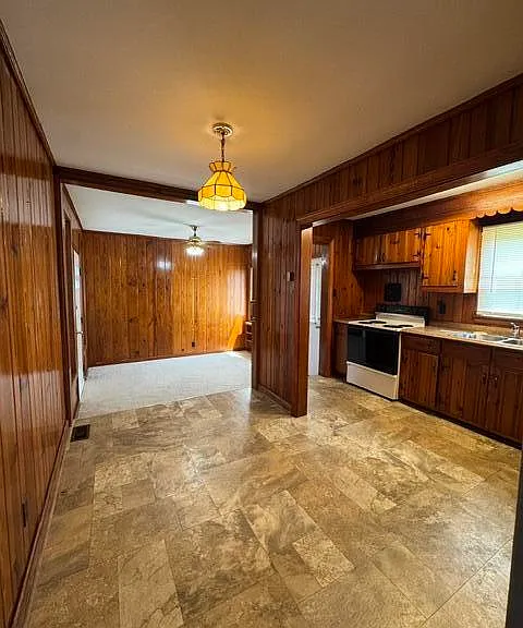 3501 Westmont Dr — Photo 15
