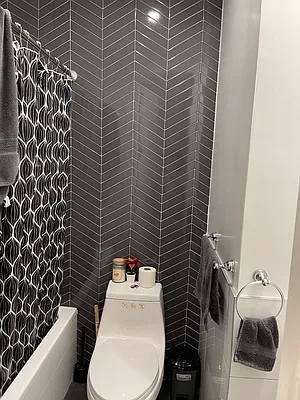 Rented by Hagstrom Management Inc | media 25