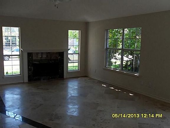 3rd image of 1718 Lantana Dr