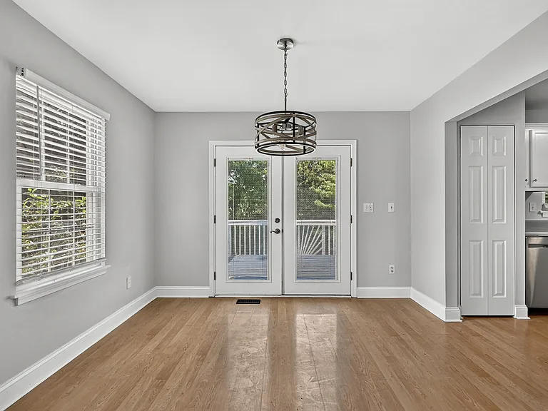 271 Paw Paw Dr — Photo 9