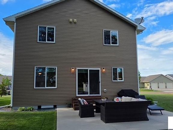 2nd image of 1005 E Main St