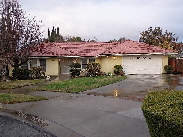 1st image of 525 Heatherwood Dr