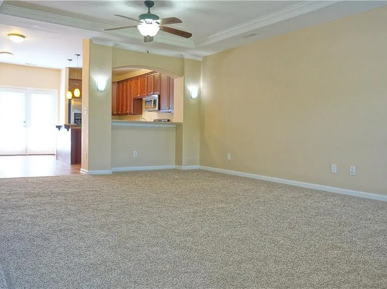 800 Skelton Way — Photo 1