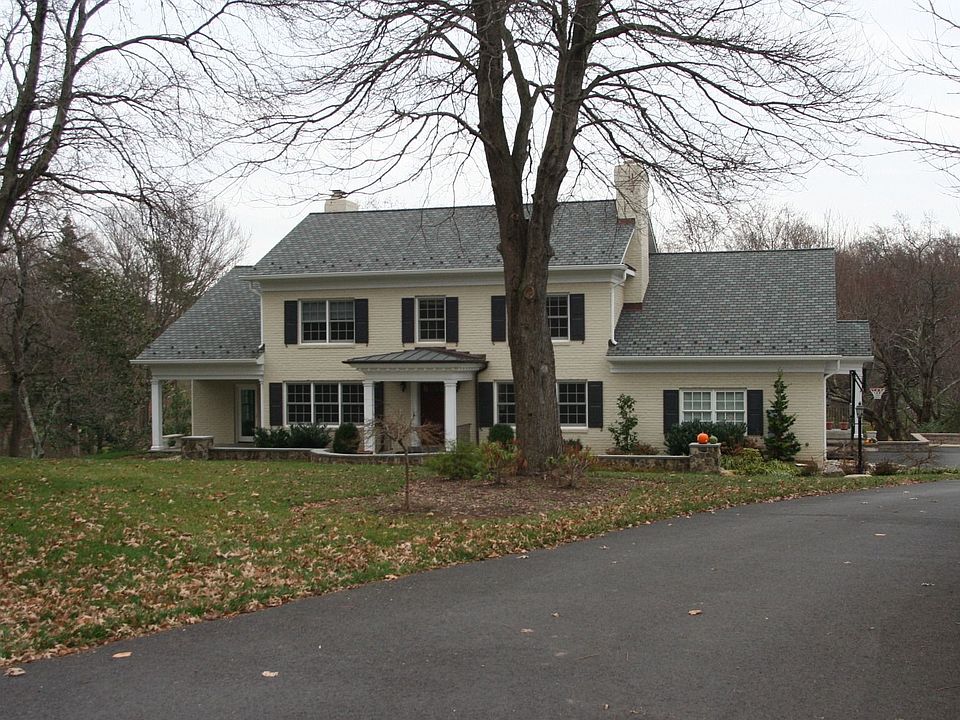 1st image of 11121 Pelham Ln