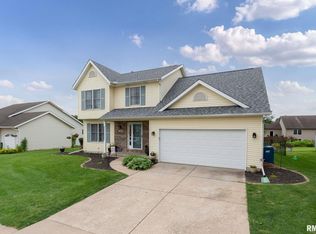 1006 28th Ave, Silvis, IL 61282