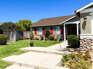 19 Chablis Cir, Salinas, CA 93906