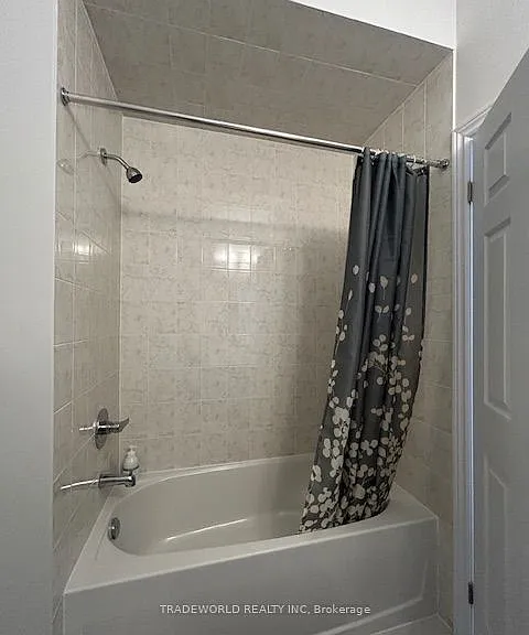 134 Mumbai Dr — Photo 16