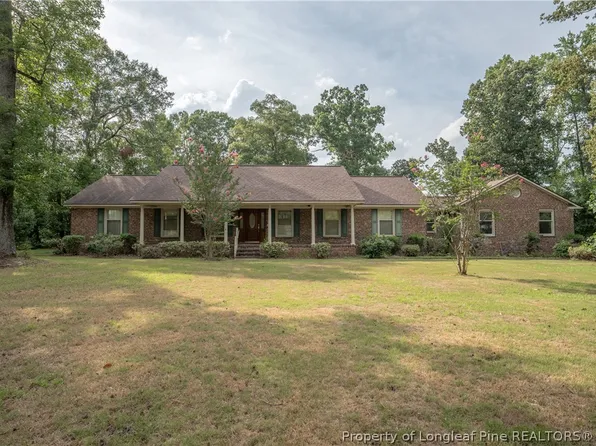 1315 Yaupon Dr, Eastover, NC 28312