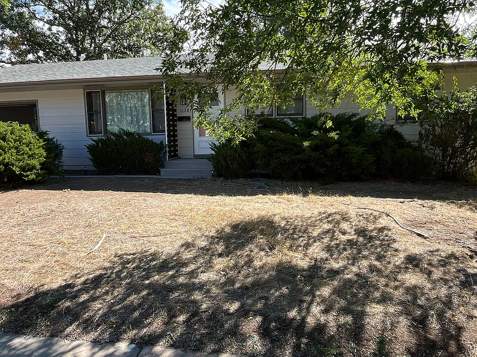 1628 Smith Pl