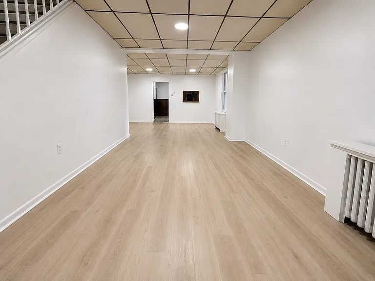 577 Lincoln St — Photo 7