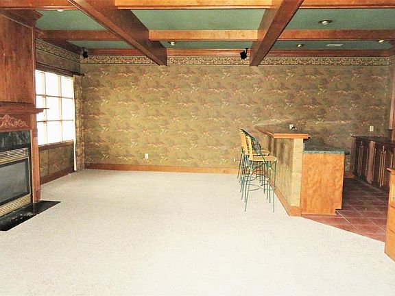 4th image of 103 Brookside Ct