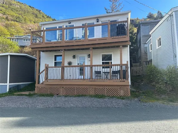 14 Fort Amherst Road, St. John's, NL A1C5H2
