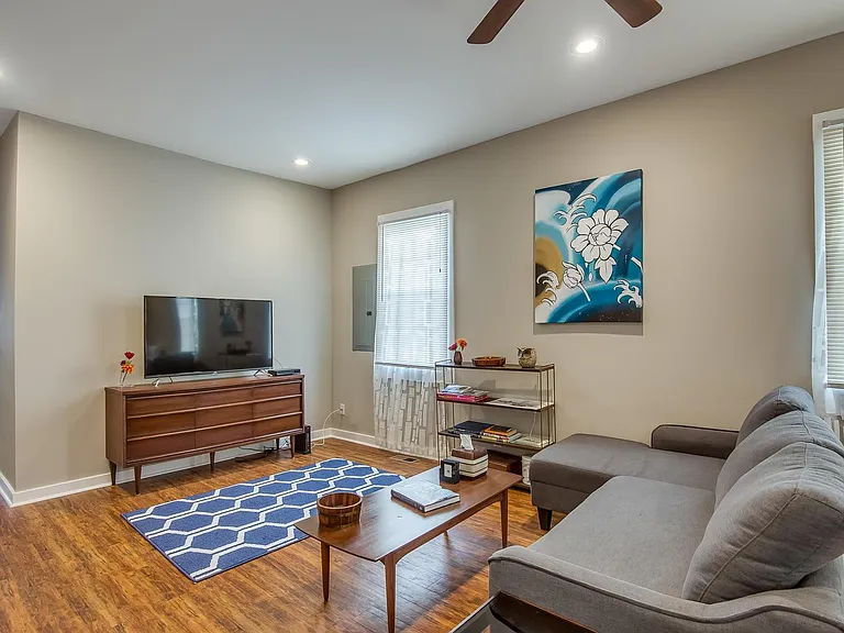 114 Lucile St — Photo 8