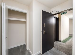 9916 113th St NW, Edmonton, AB T5K2N3