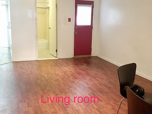 3rd image of 4426 Sansom St #1