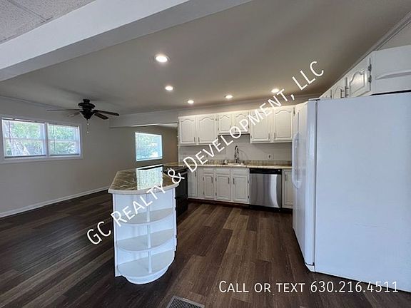 3rd image of 1085 Basswood St