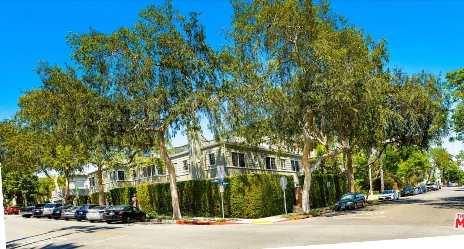 3 bed, 2.5 bath, 2700 sqft, $7,500 — Photo 1
