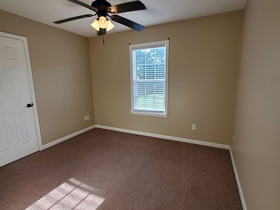 4th image of 48 N Moody Dr