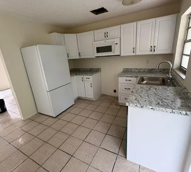 7238 Exemplar Dr — Photo 4