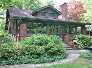 727 Ramona Pl, Godfrey, IL 62035