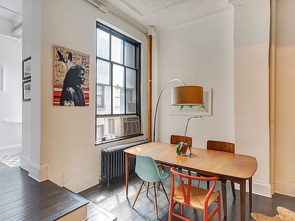 3rd image of 137-141 Duane St APT 4C