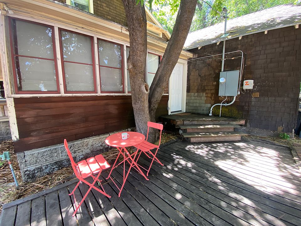 1st image of 110 N Pine St