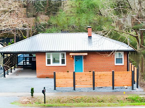 3rd image of (Undisclosed Address)