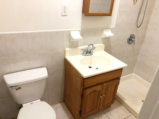 Rented by Brooklyn Group | media 6