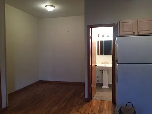 Rented by Realty Collective | media 7